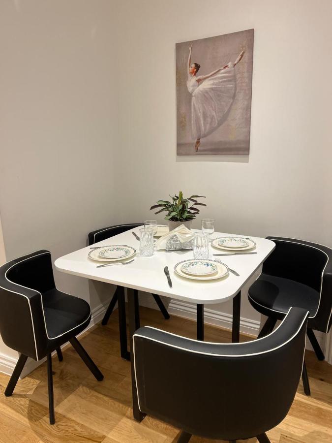 New Two Bedroom Suite - With Terrace - 4