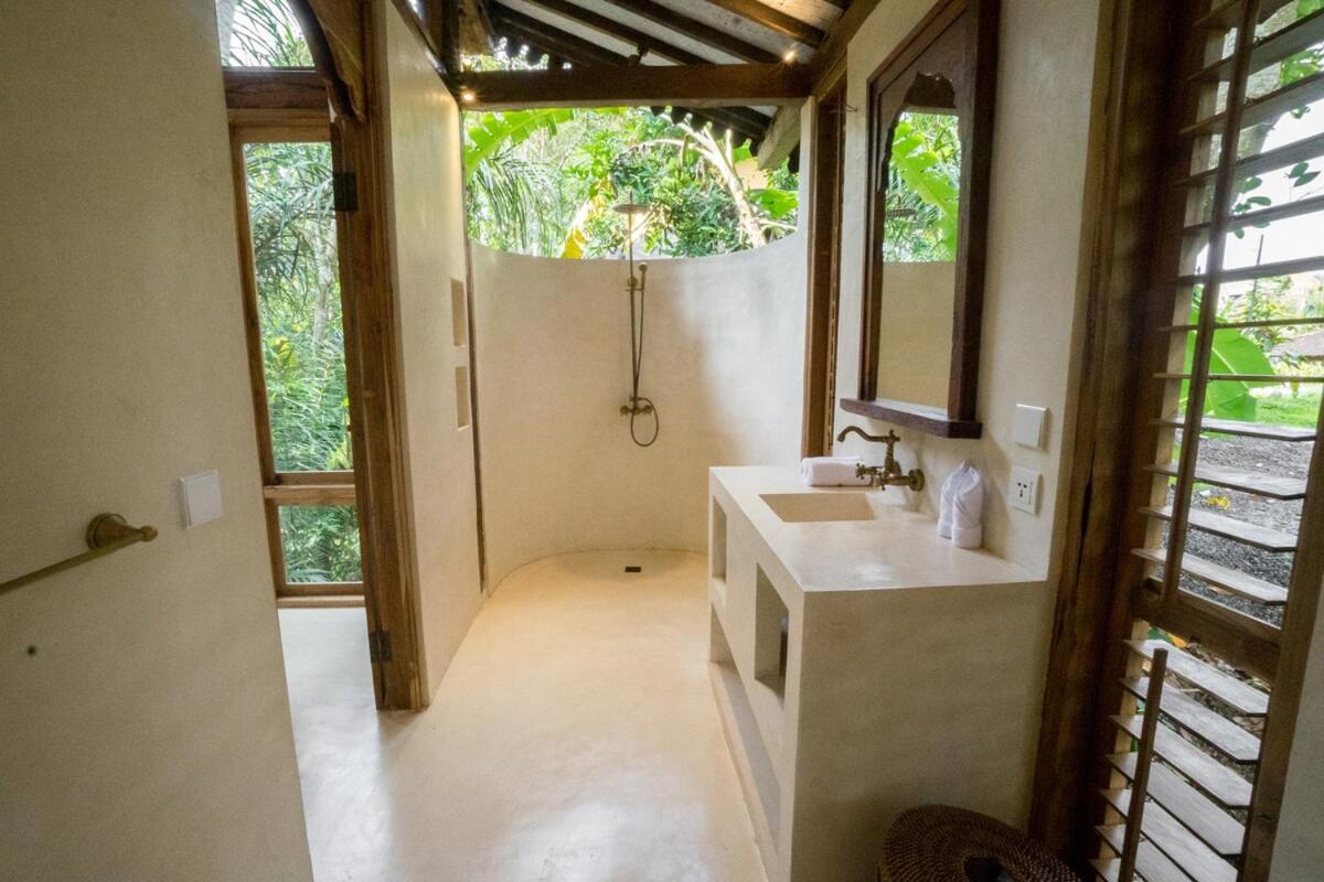 Cahaya Tree-house at Inspirit Ubud - 3