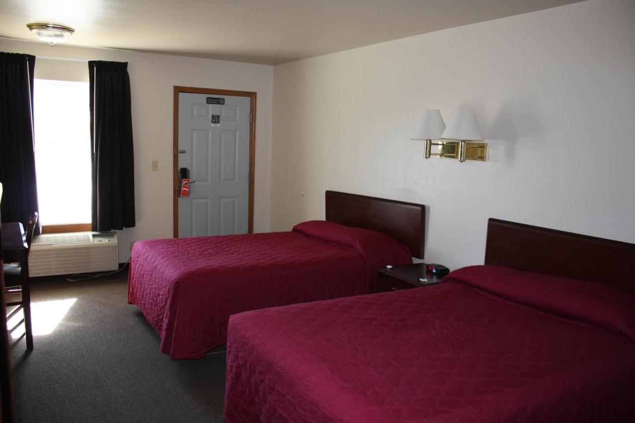 Boomtown Inn — photo 23