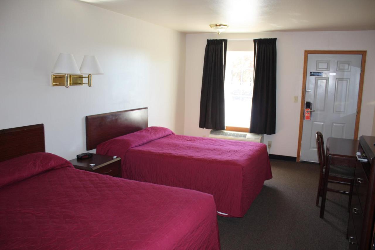 Boomtown Inn — photo 18