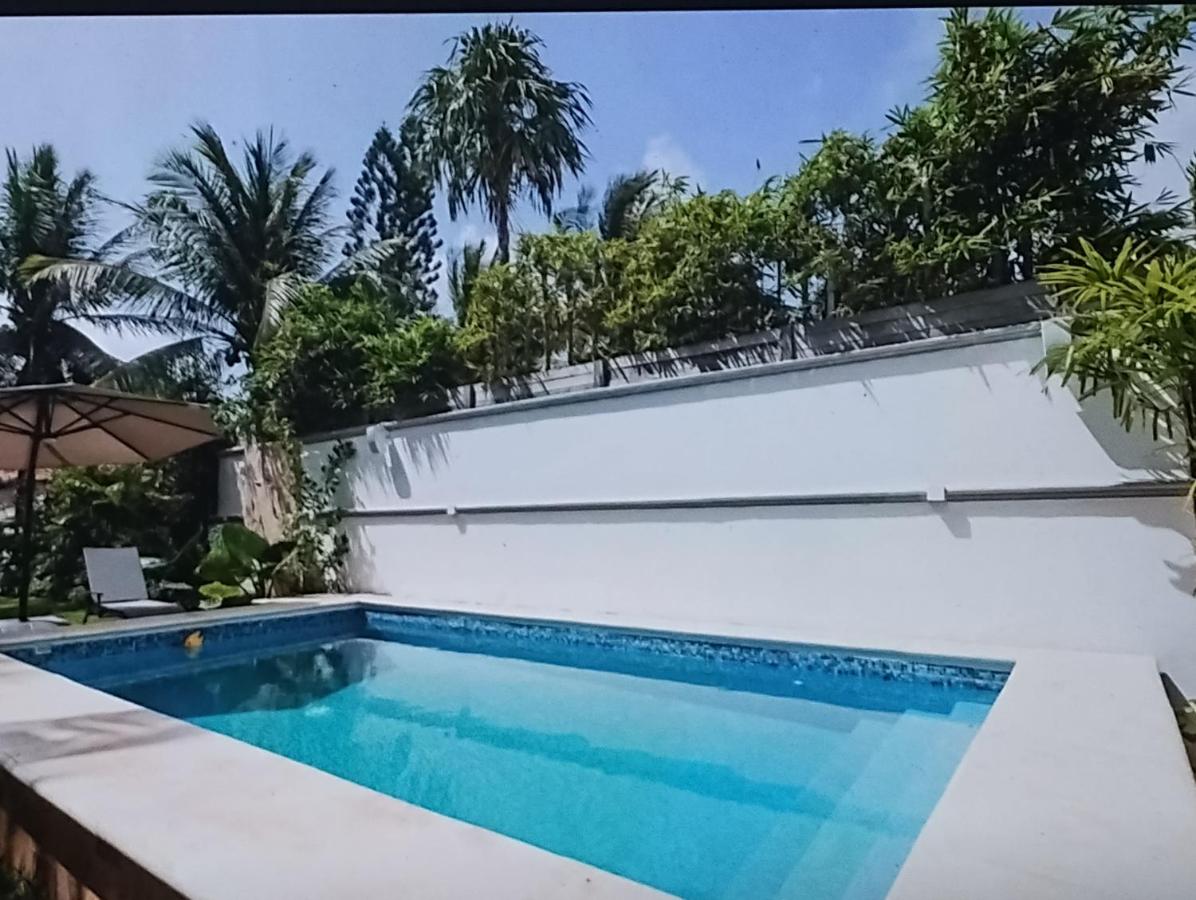 Water front 5 bdrm Villa - 3