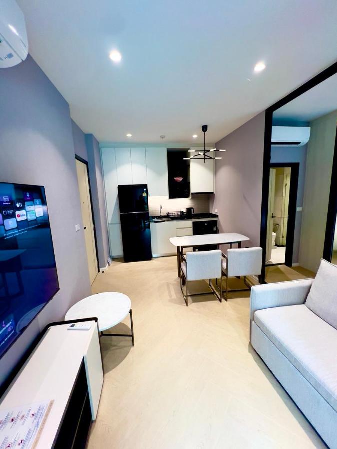 The title Legendary - 5