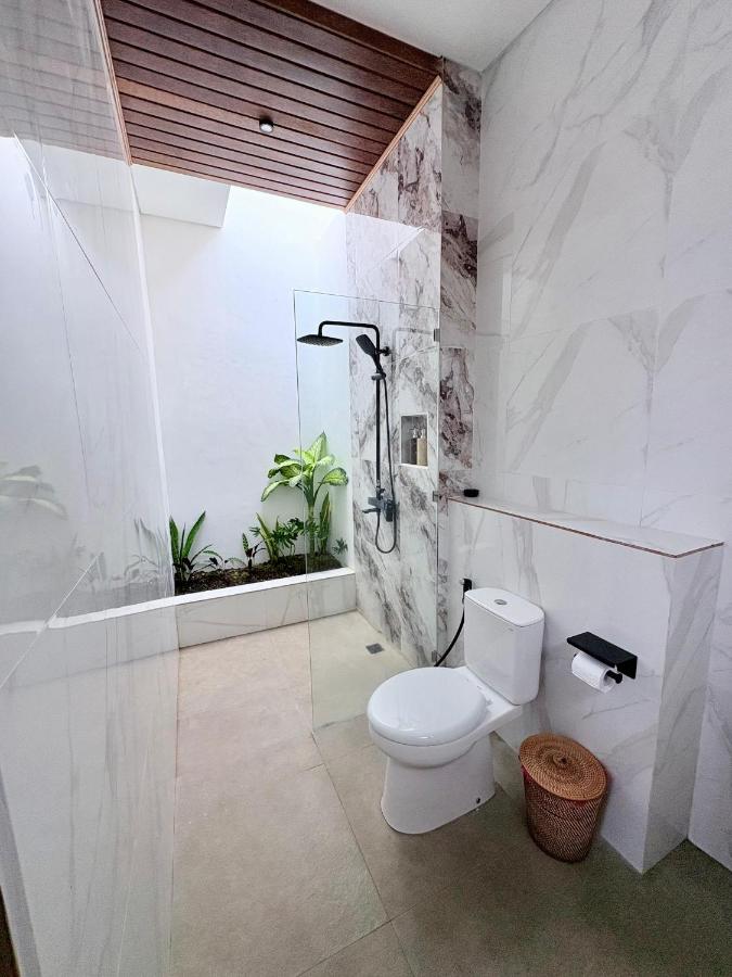 Nairi Villa Ungasan - 2