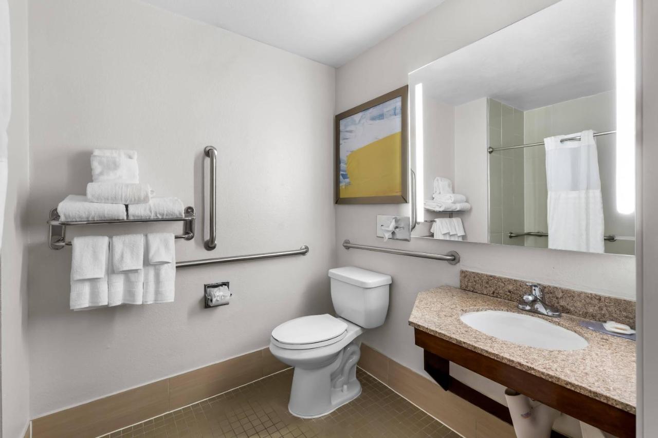 Comfort Inn Nashville West - 5