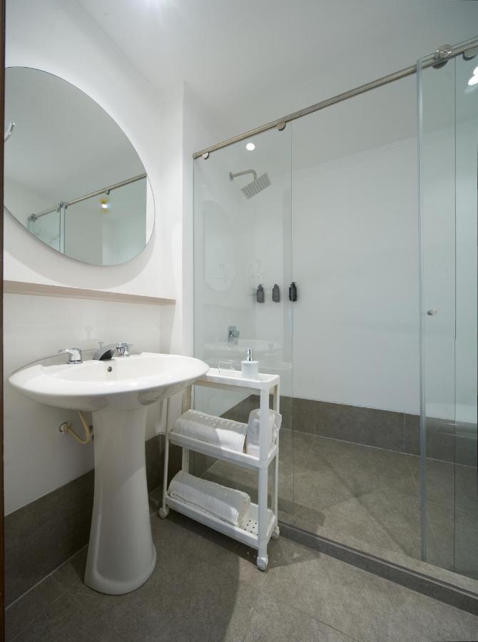 Modern Comfort in the Heart of Zona G 202 - 2