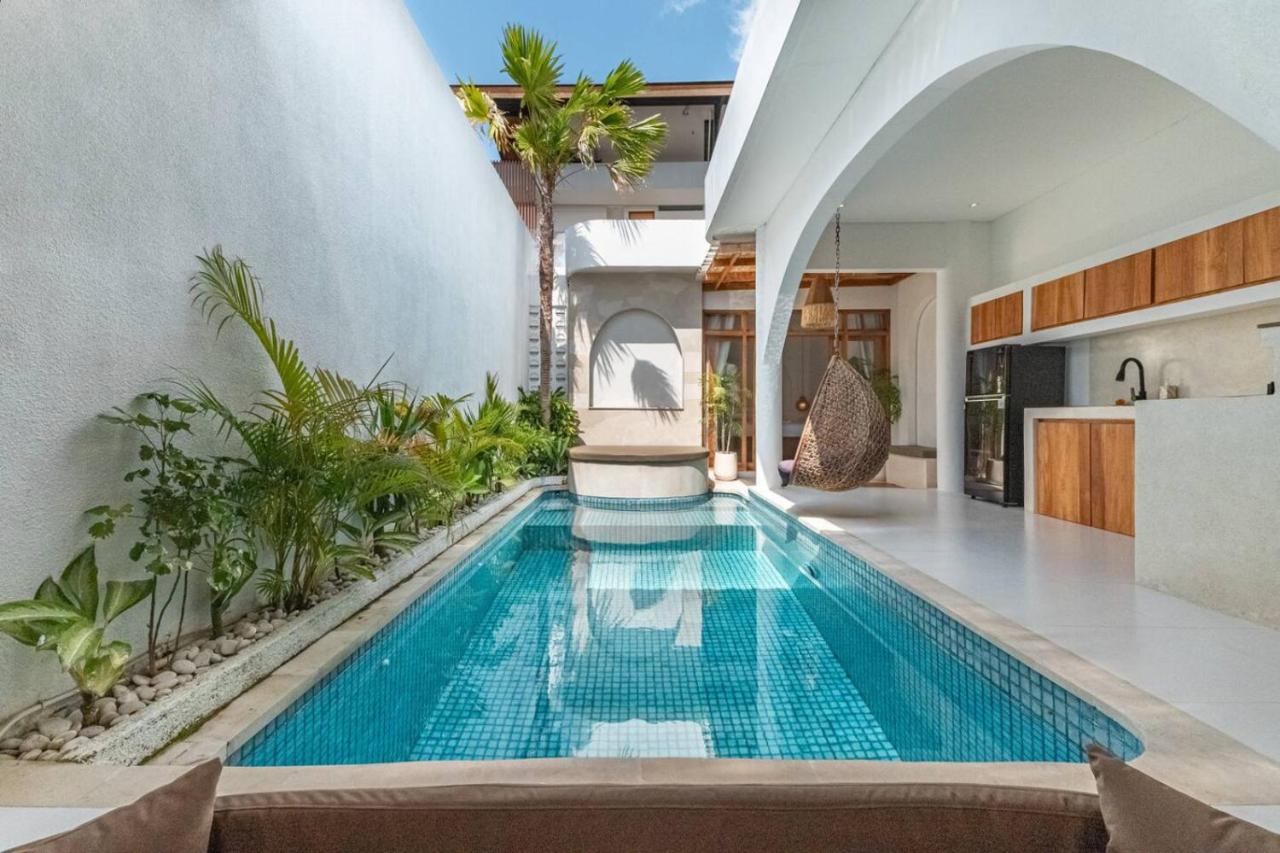 Villa MAVI Seminyak - 4