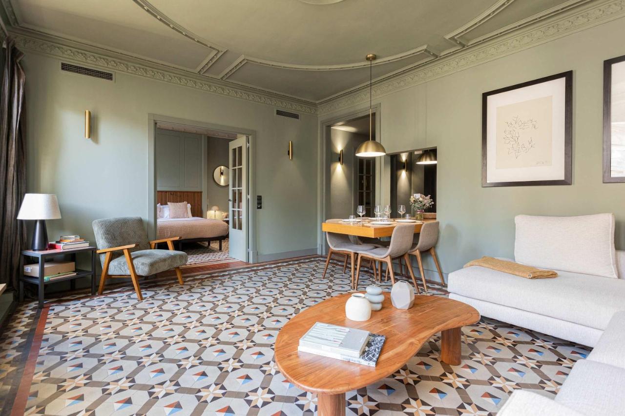 Unique Rentals - Luxurious Oasis - 3