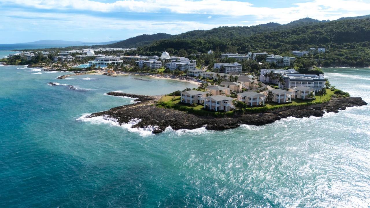 The Signature Level at Grand Palladium Lady Hamilton Resort & Spa- All Inclusive - 4