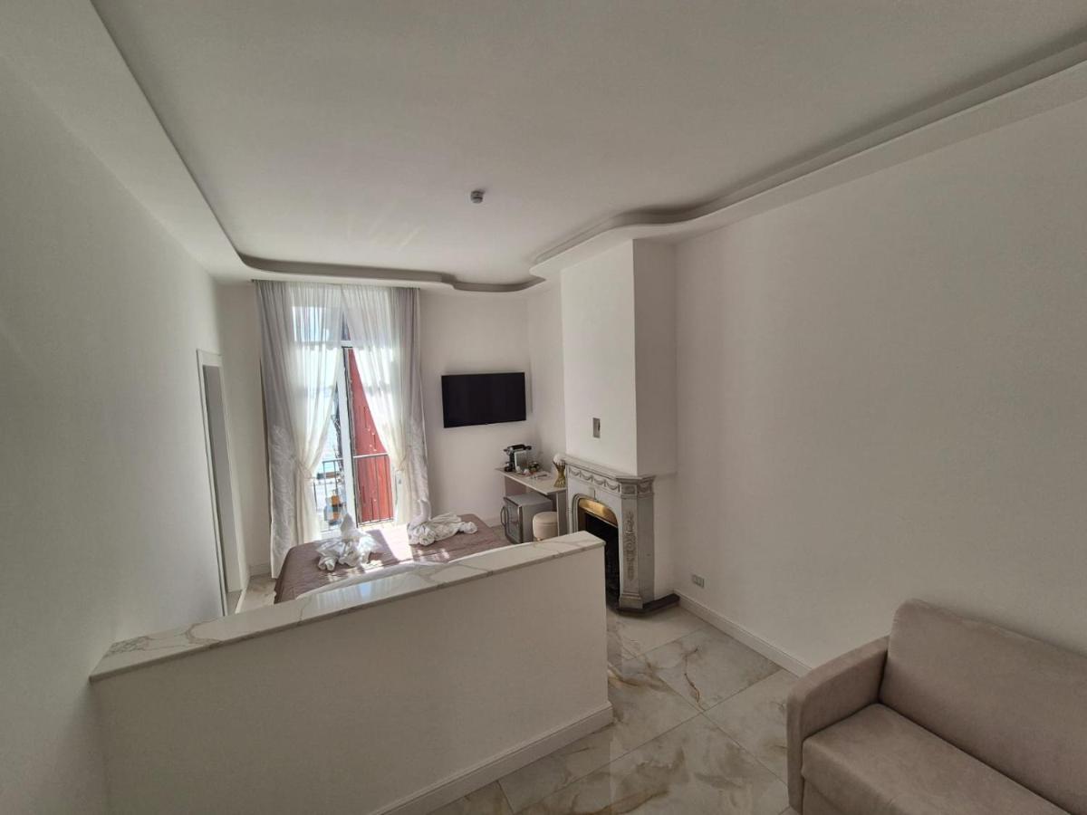Arco Boutique Rooms - 5