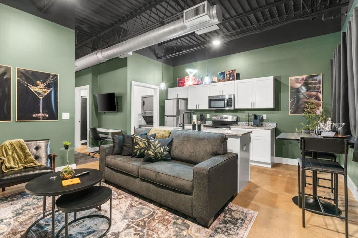 Martini Bar Speakeasy Studio 10min to Broadway - 4