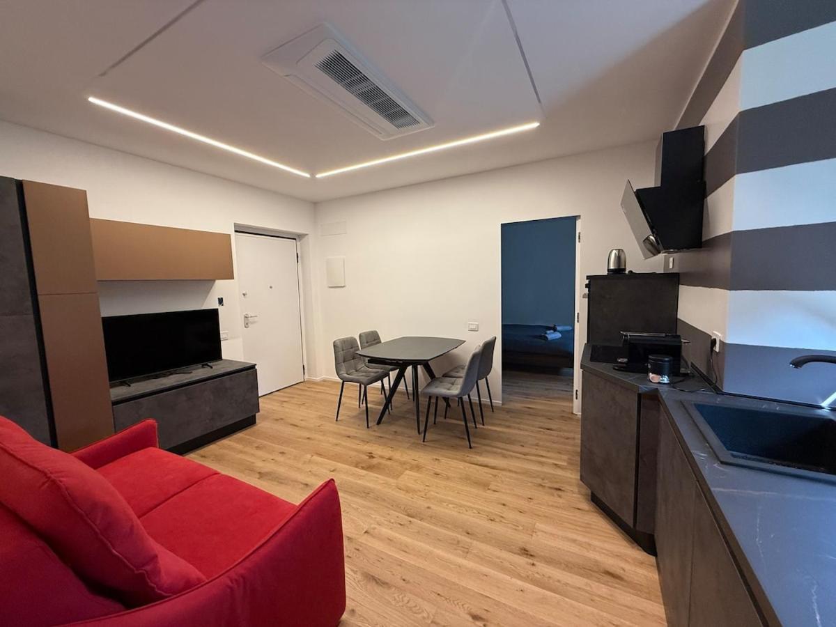 Apartment in Piazza Colombo - 4