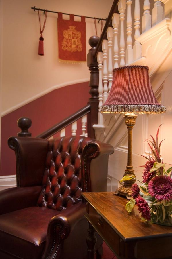 Bourne Hall Country House Hotel - Laterooms