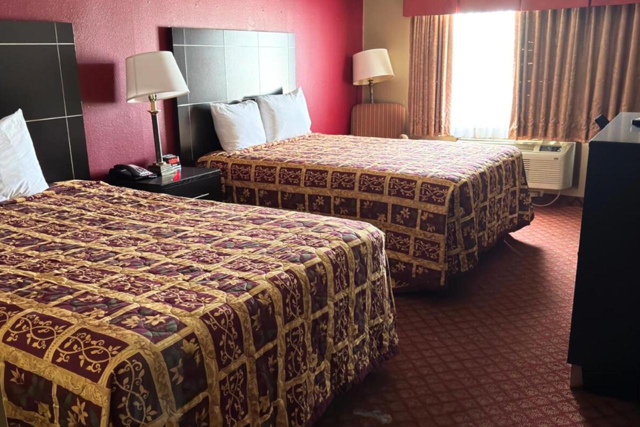 Broadway Suites — photo 10