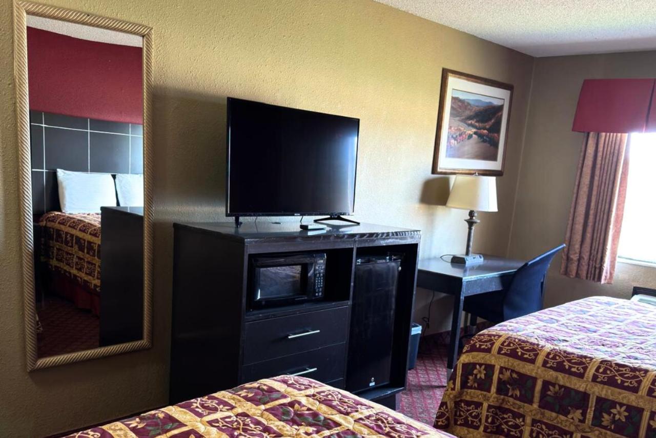Broadway Suites — photo 17