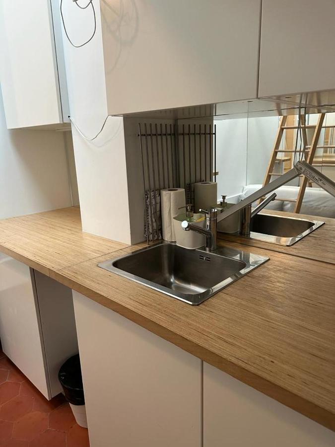 Charmant Nid Vue tout Paris Neuf Calme Clair Ascenseur AC - 3