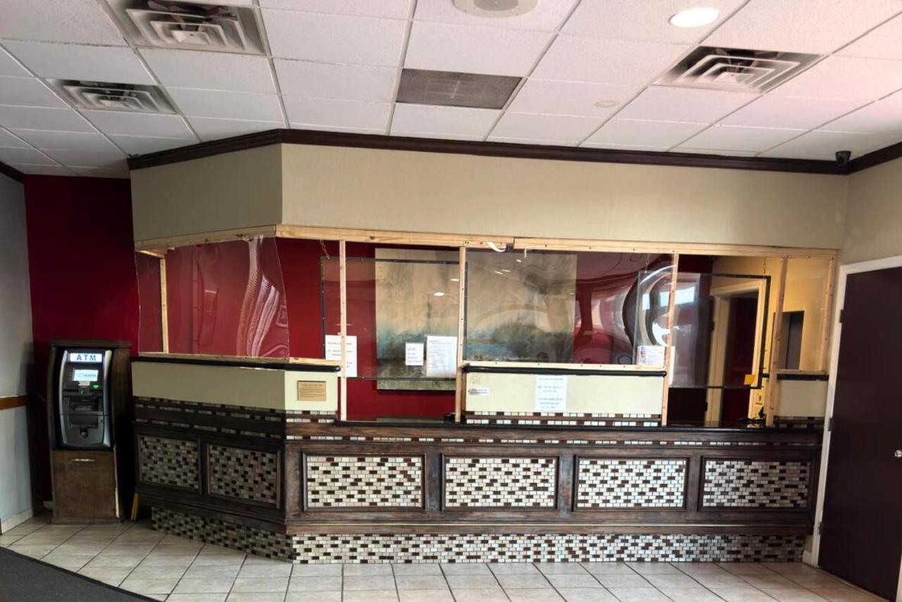 Broadway Suites — photo 20