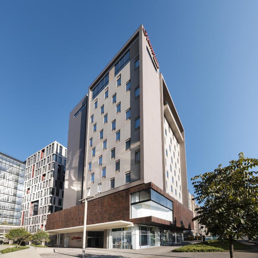 Hampton By Hilton Bogota Airport - 3