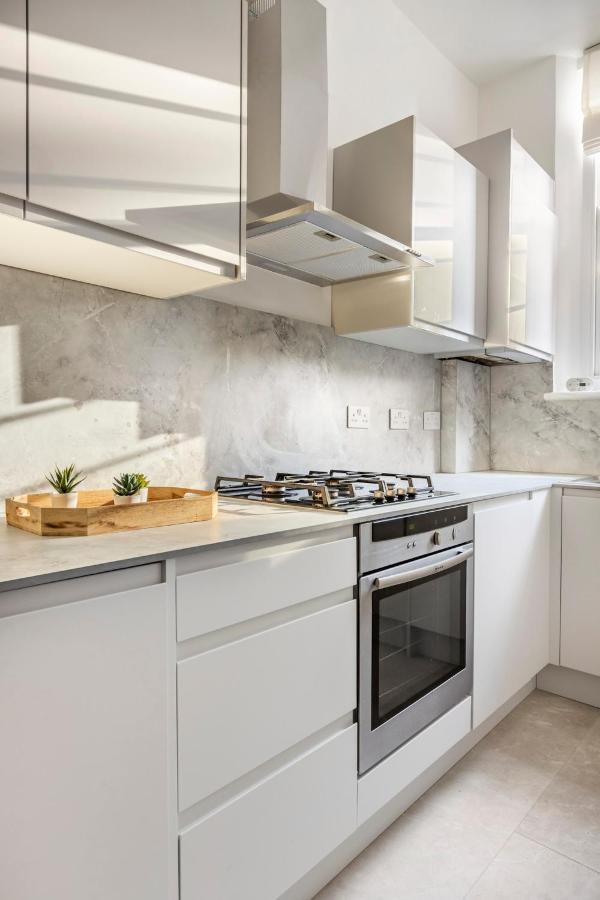 Three bedroom Duplex flat in Sloane Square w communal garden - 4