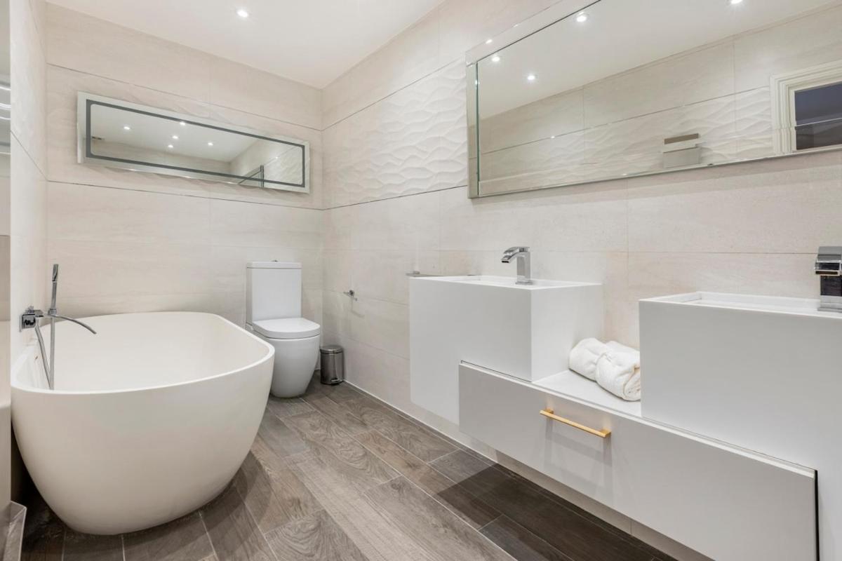 Three bedroom Duplex flat in Sloane Square w communal garden - 3