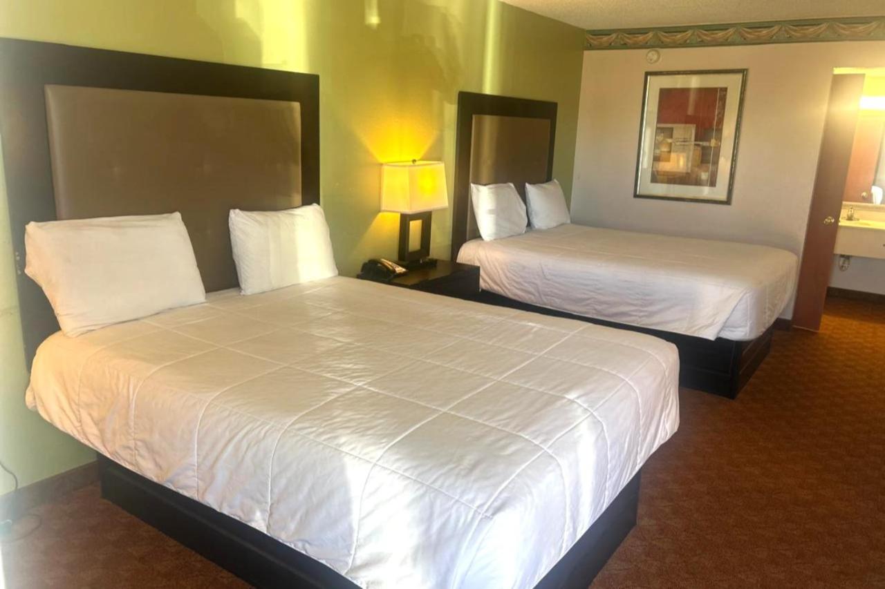 Victorian Inn — photo 16