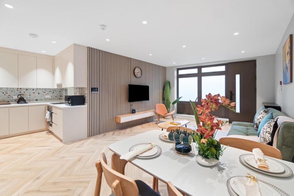 Luxury Home & Work Haven Comfort for Families - 4