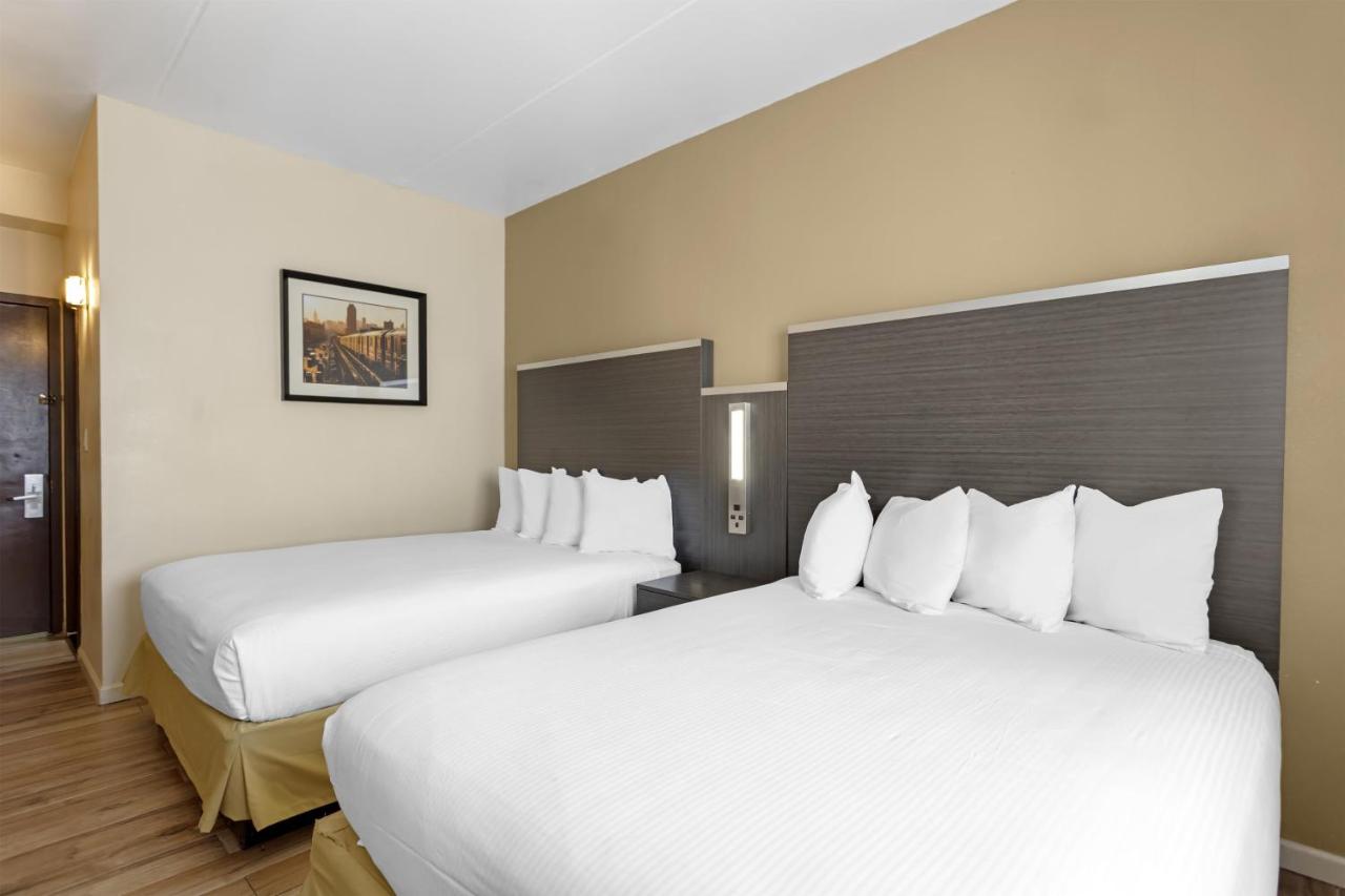 Van Wyck Motor Inn — photo 13