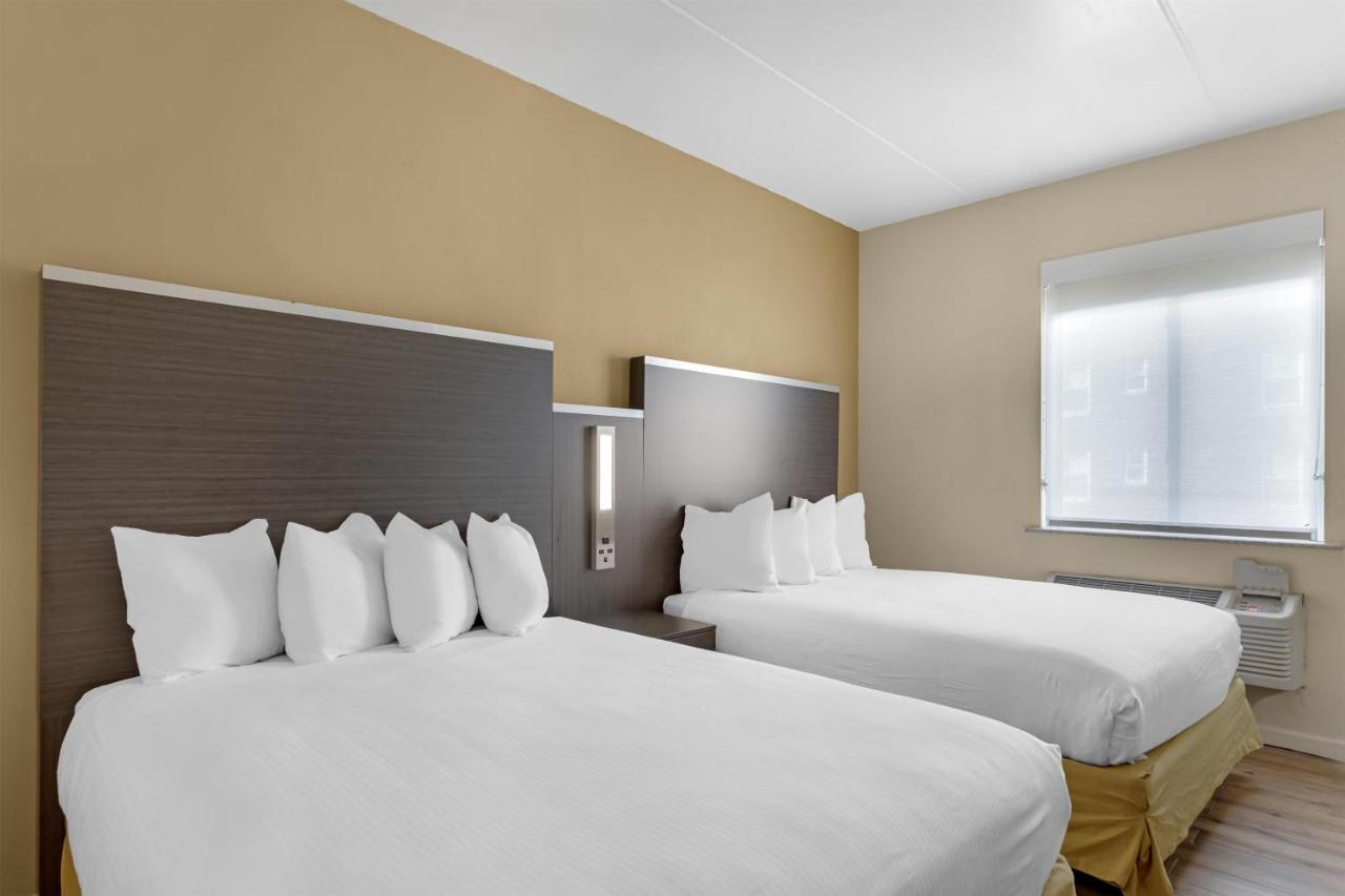 Van Wyck Motor Inn — photo 15
