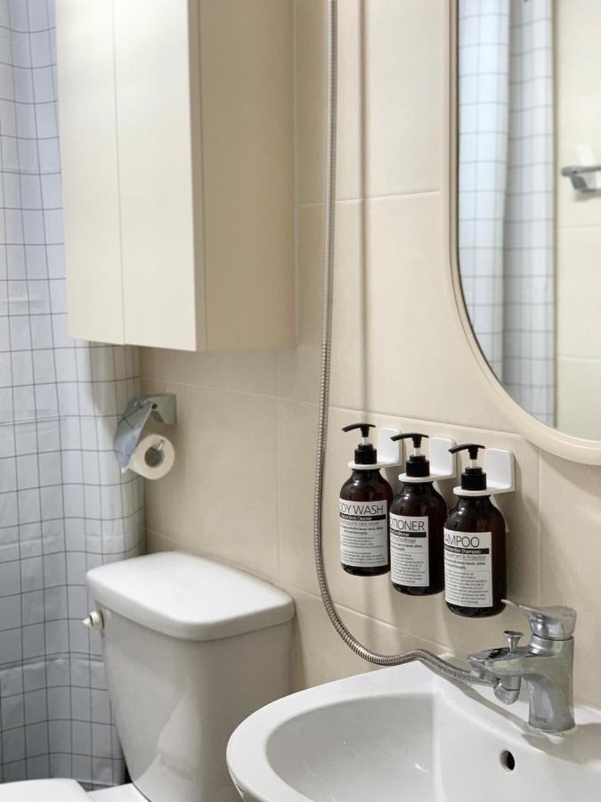 Yeonnam Haru in Hongdae - 4