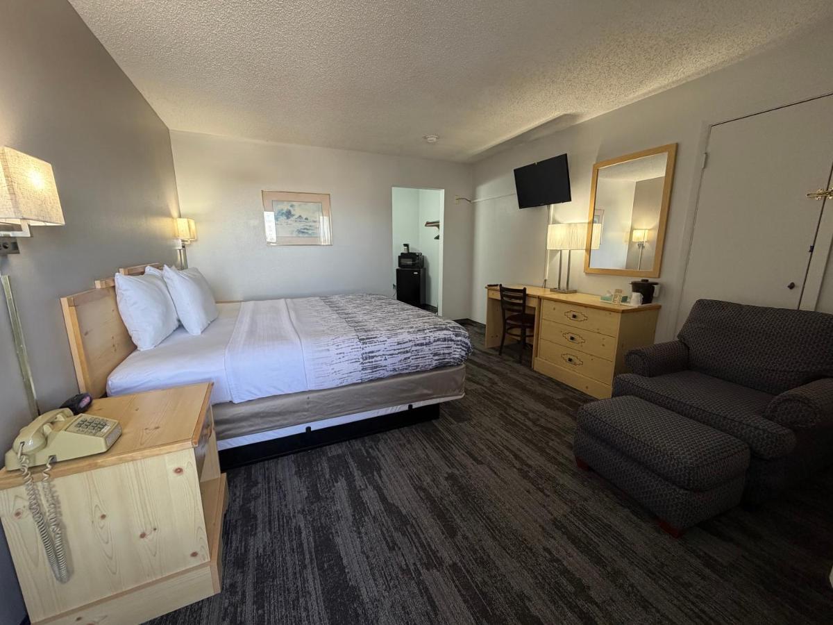 Regency Inn — photo 19