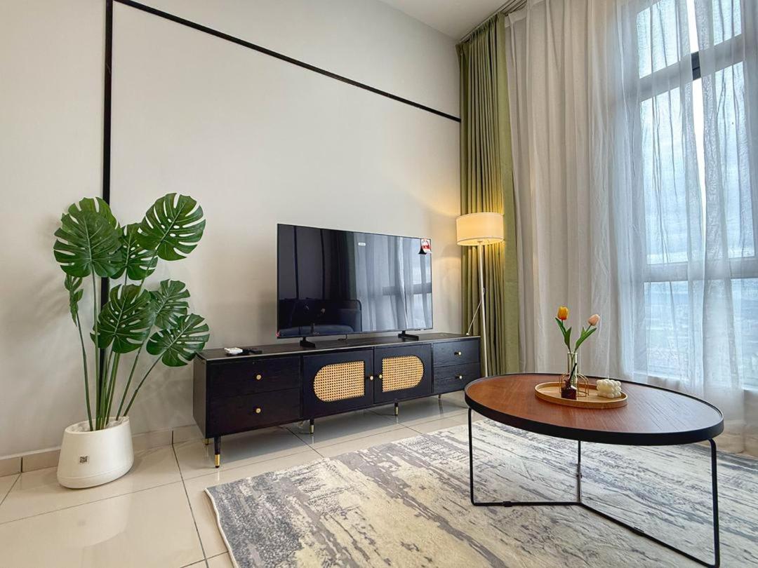 Space Residency 2BR KSL Mall Strategy Location - 3