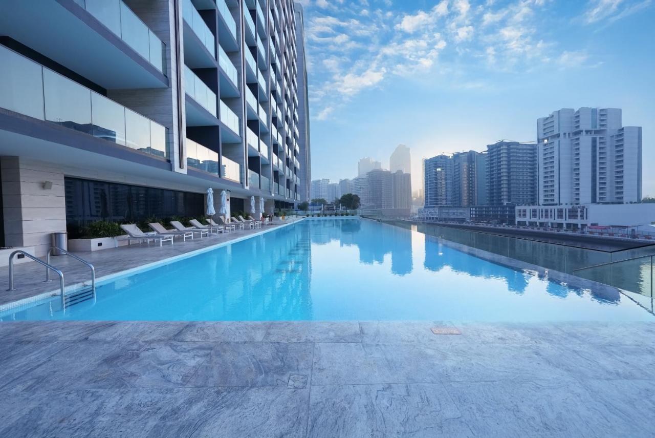 Luxury Trillionaire Studio with Jacuzzi and Canal Views in Business Bay - 4