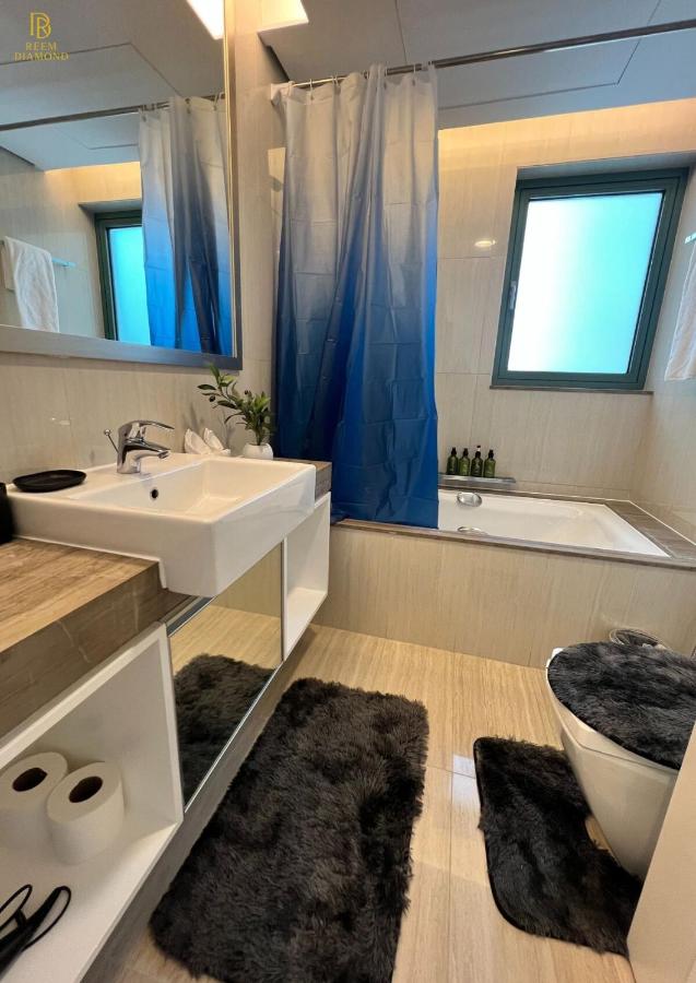 Modern 1BR Gem on Reem Island - 3