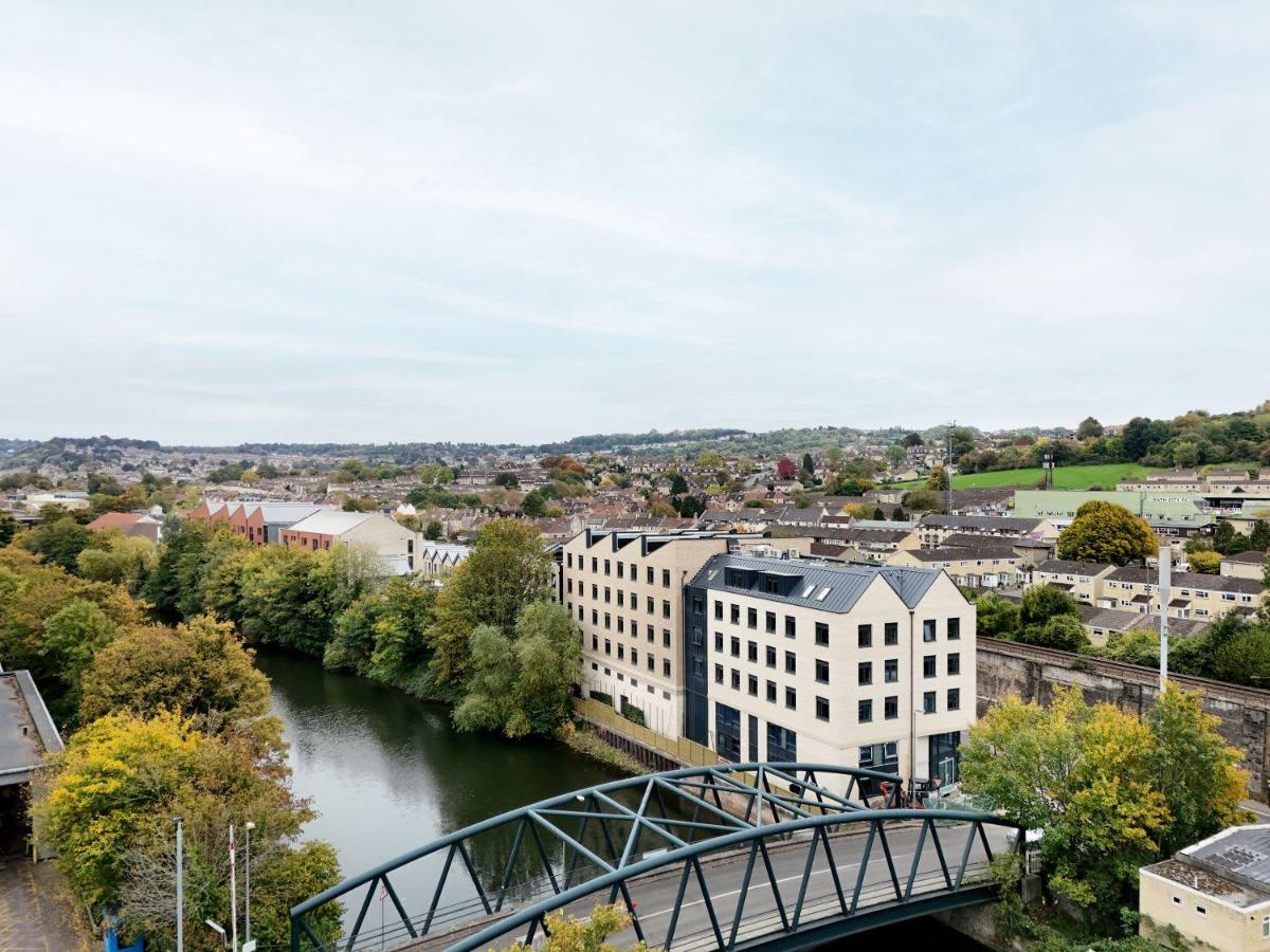 For Students Only - Hollis Wharf in Bath