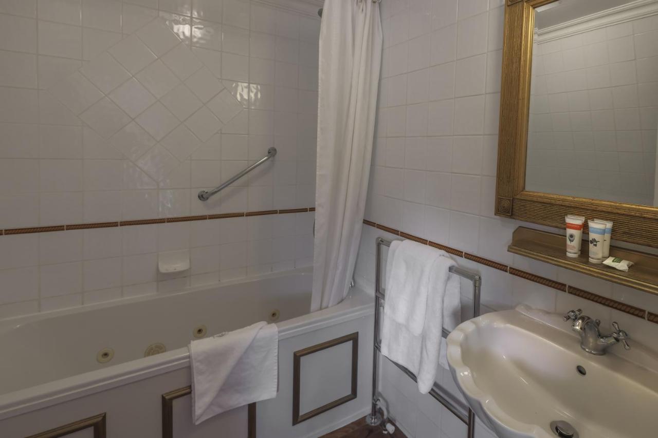 Classic Double Room - Non-Smoking