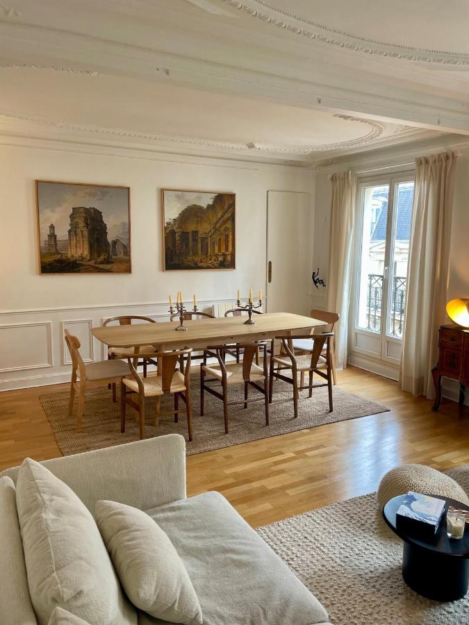 Luxury designer apartment Notre-Dame with terrace - 4