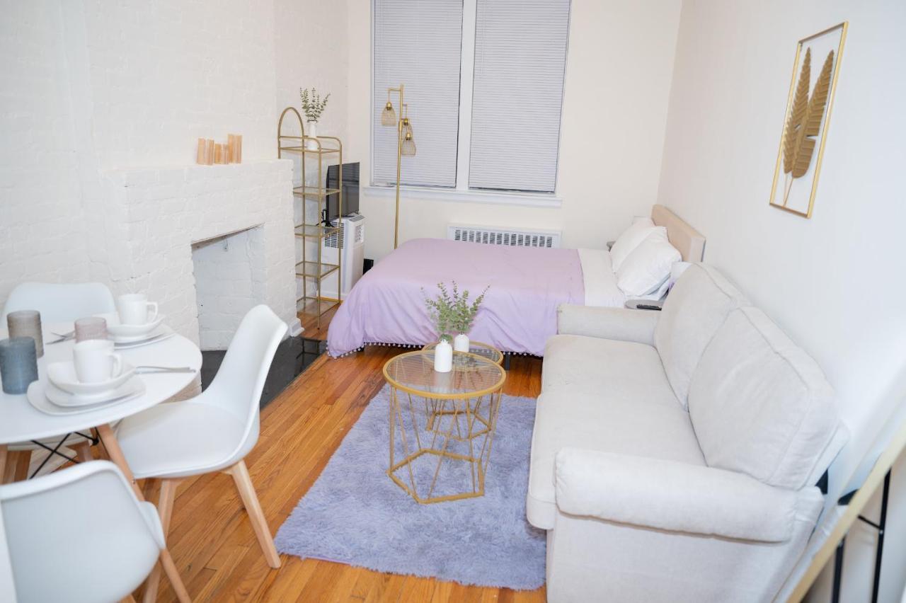 New York12-East1 Village Apartment close to Union Square Steps from NYC Best Restaurants & Shops