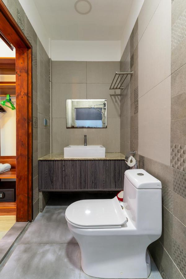 Coco Ukulhas Villa - 3