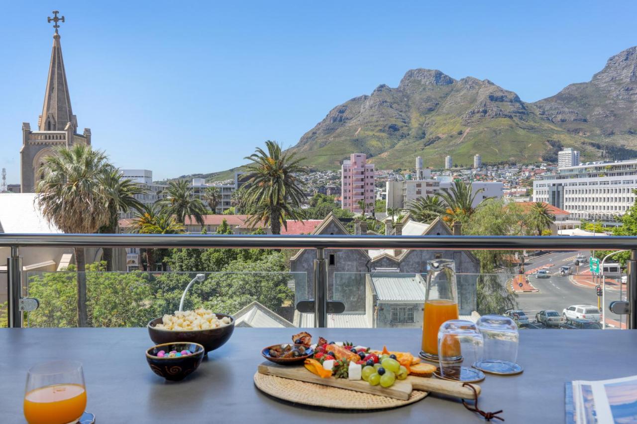 Danbury on Loop - Designer Apartment in Cape Town - 4