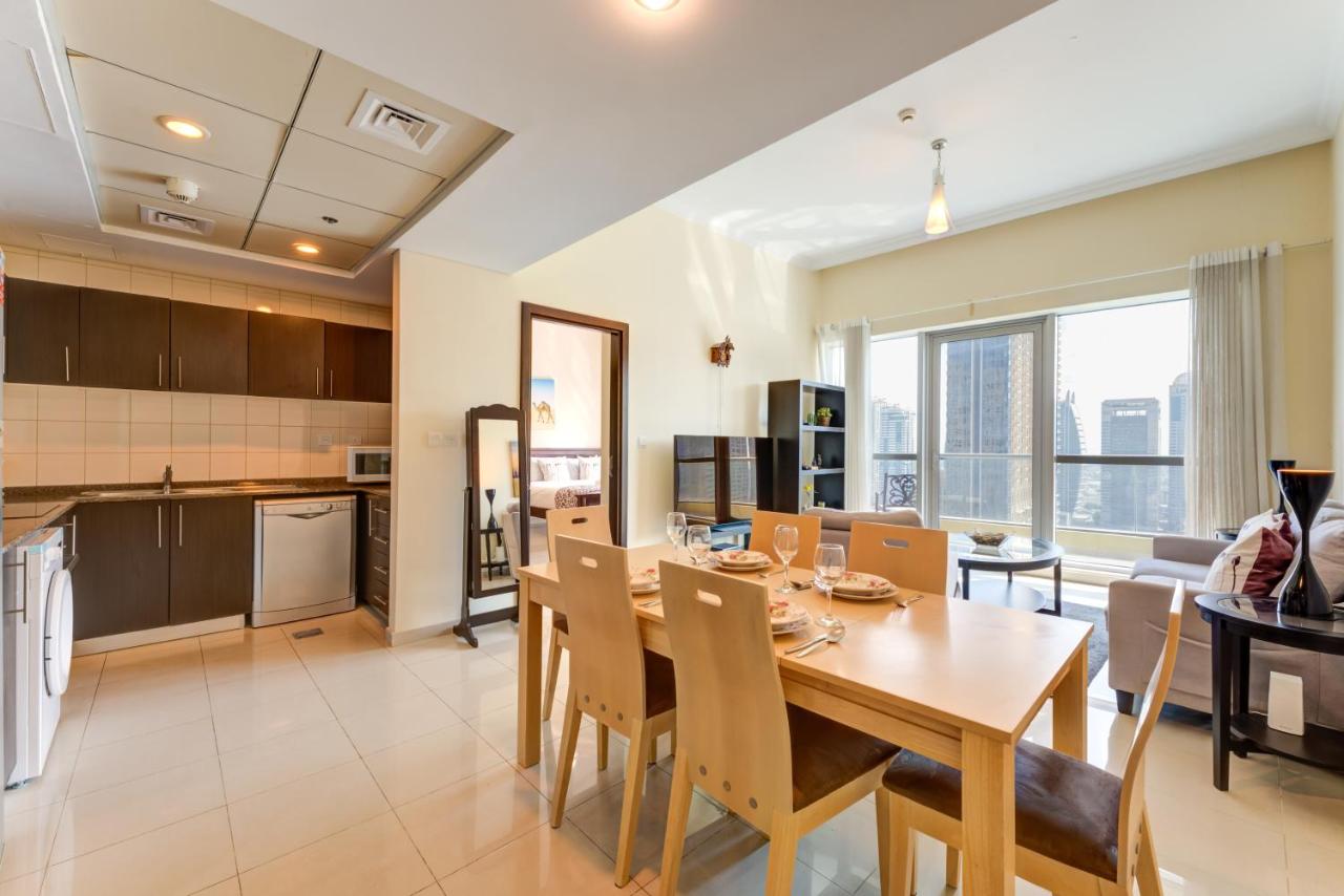 Vacationer Holiday Homes I Peaceful One Bedroom I Dubai Marina I Bay Central - 5
