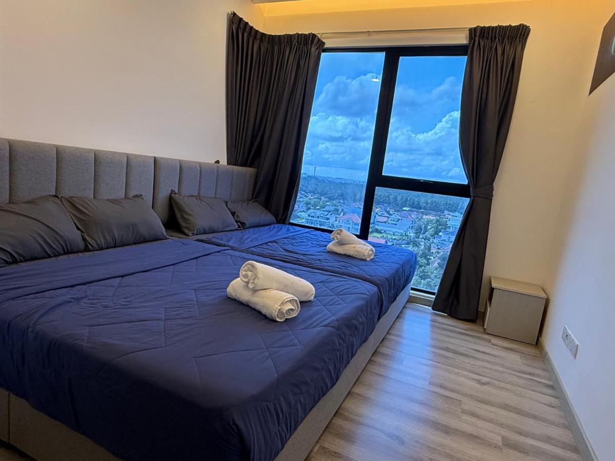 Midvalley southkey Mosaic LeGoSTAY Build Play Stay JB CIQ 2BR8PAX - 2