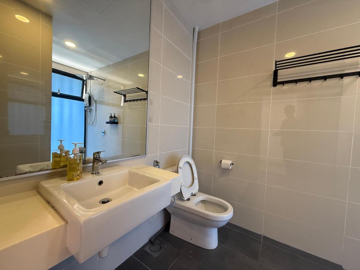 Midvalley southkey Mosaic LeGoSTAY Build Play Stay JB CIQ 2BR8PAX - 3