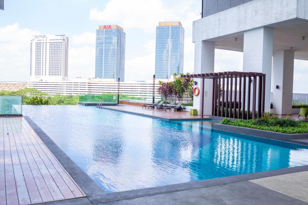 Midvalley southkey Mosaic LeGoSTAY Build Play Stay JB CIQ 2BR8PAX - 4