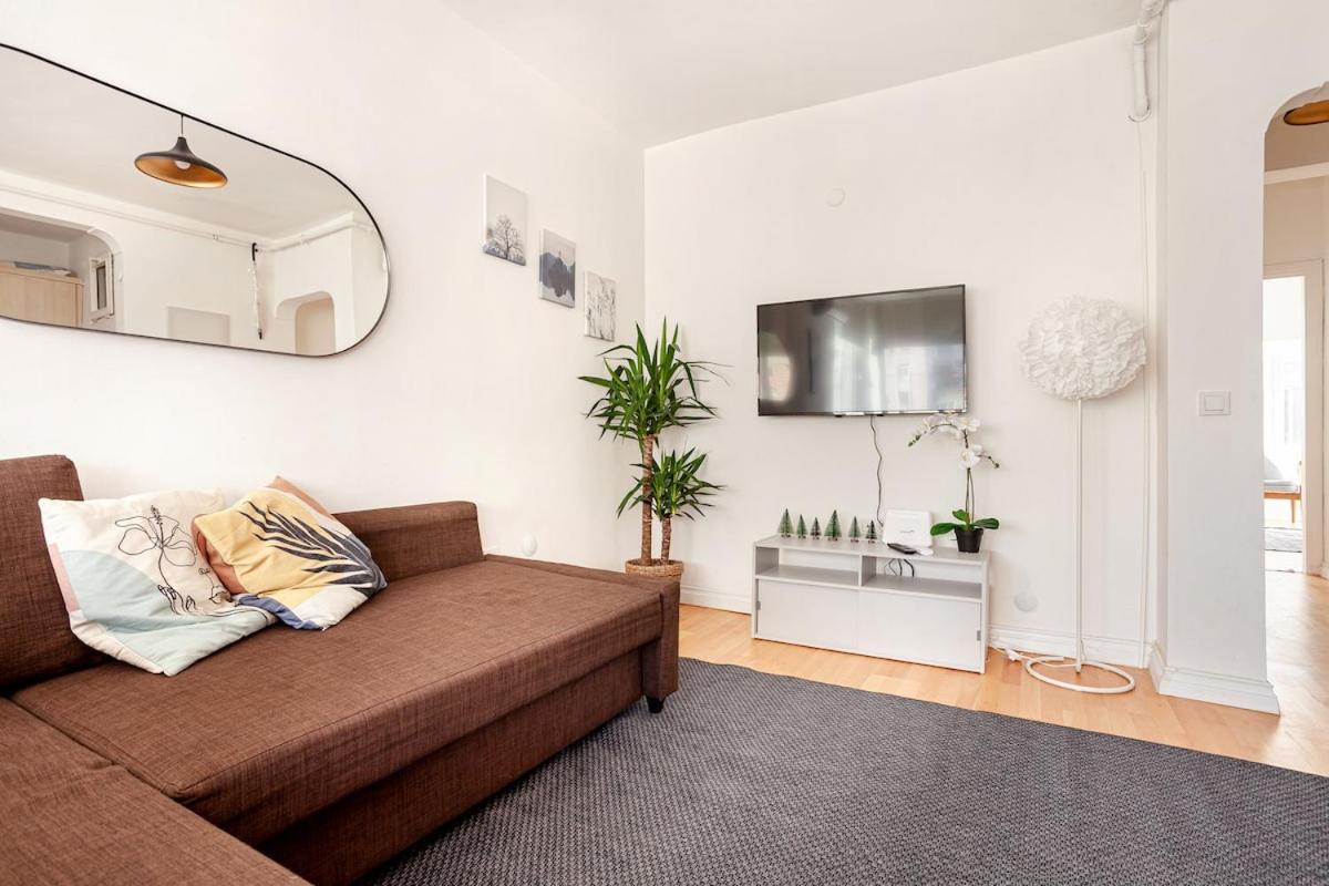 Magnificent View Great Location - 5