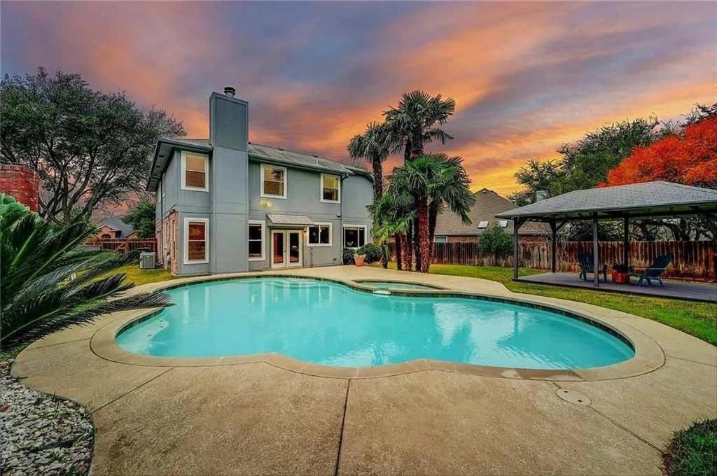 Spacious 4BR North Austin Haven w Private Pool