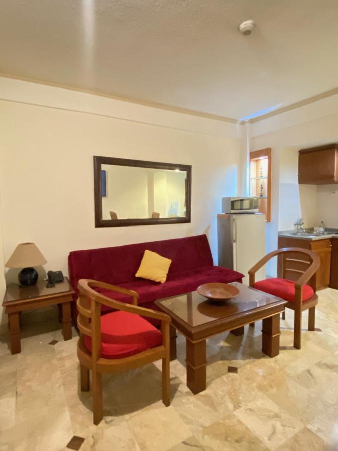 The Coastal Apartment at Jayakarta Residence