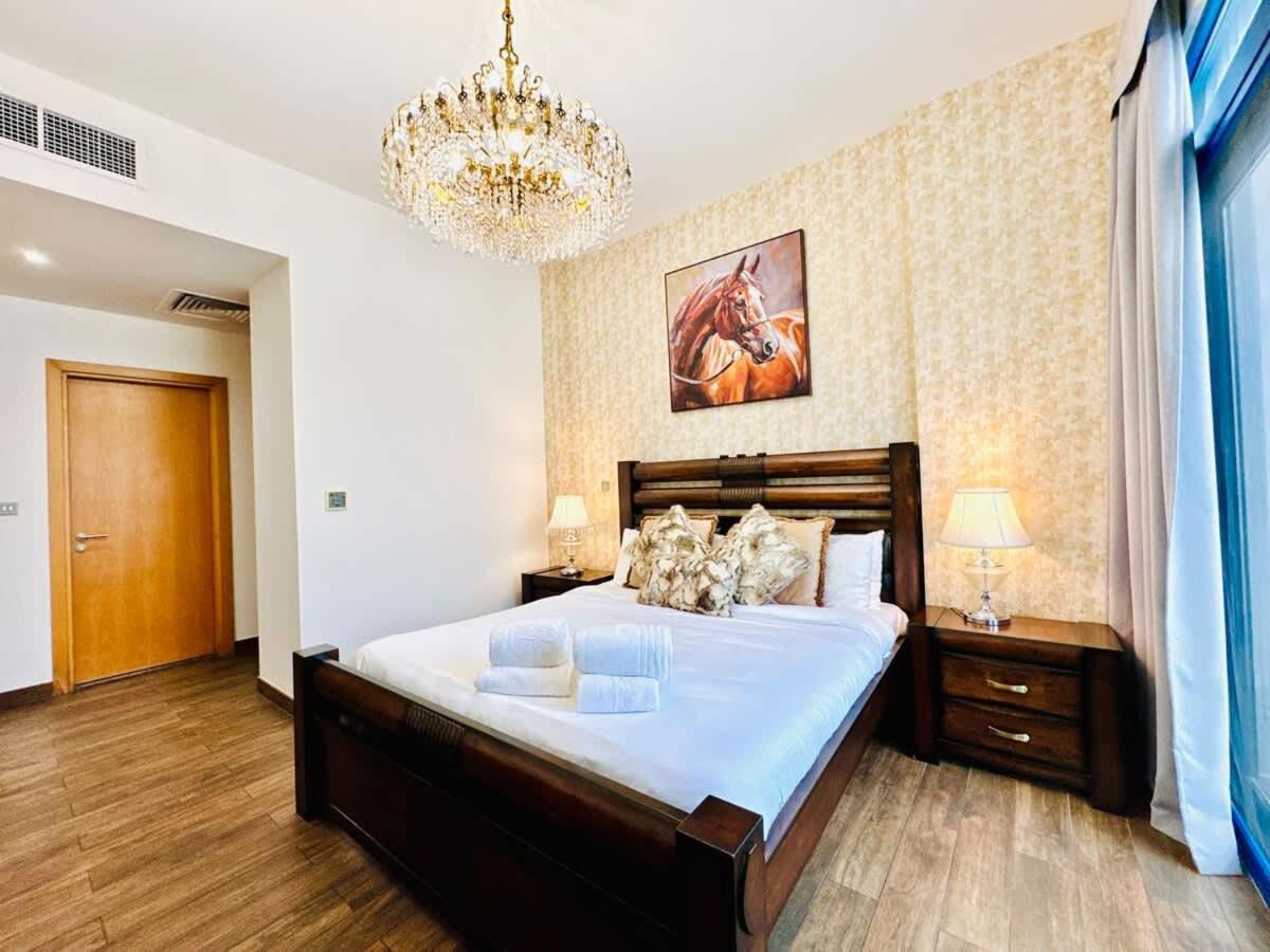 Estatesmen Palm Jumeirah Luxury Family Friendly Villa - 5