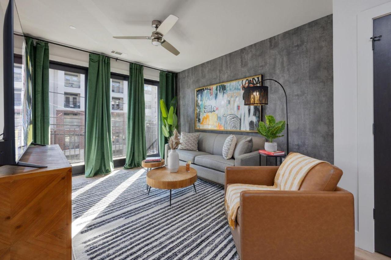 The Second Fiddle-Odyssey-Mins to Broadway