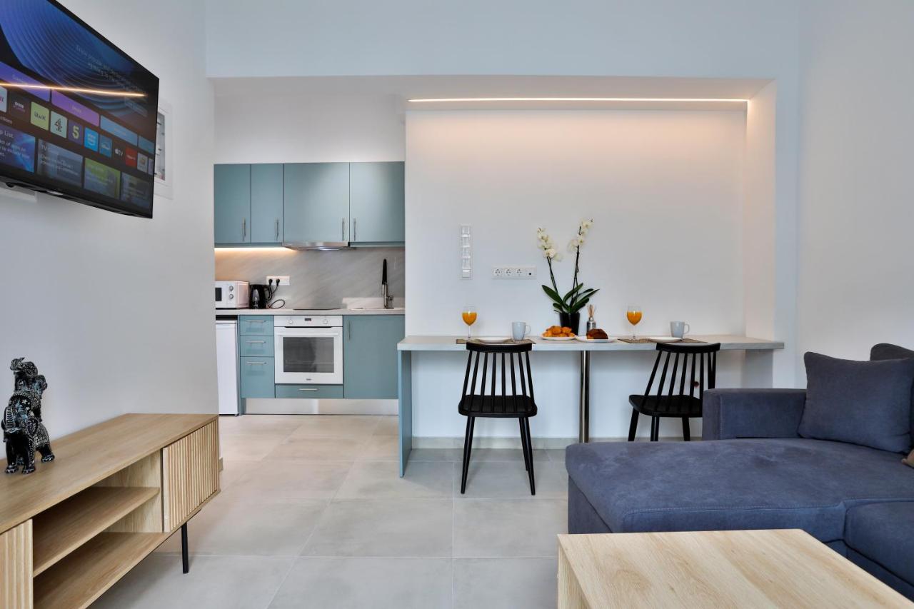 South Athens Apts New Collection by Live & Travel - 5