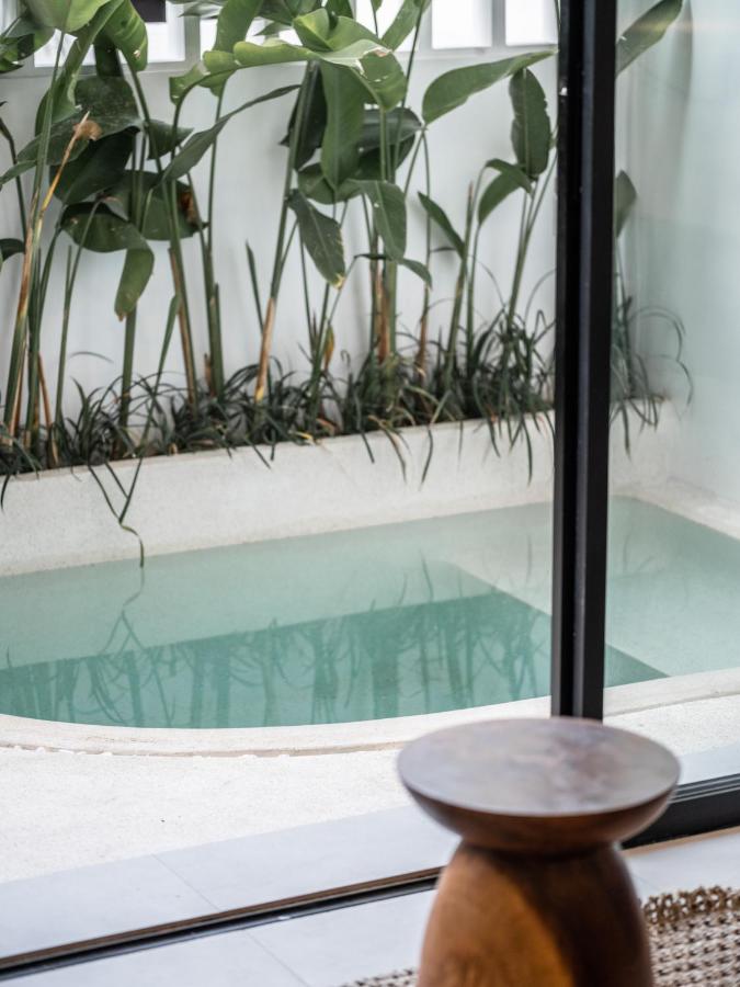 Luxury 1 Bed Apartment with Private Pool in Berawa - 4