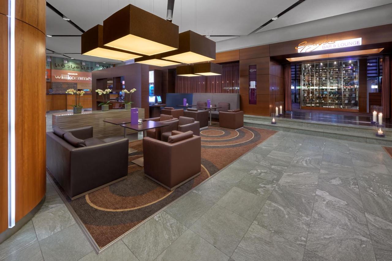 Park Inn by Radisson Berlin Alexanderplatz photo